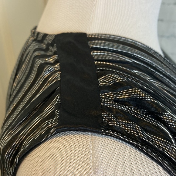 L’Agence Pleated Metallic Silver Black Satin Maxi Dress L Sexy Disco Maximalist - Picture 10 of 16